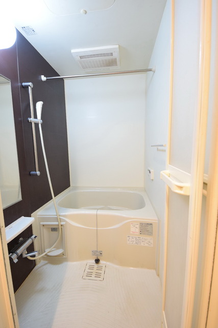 バス・シャワールーム　★一日の疲れはこちらでリフレッシュ★