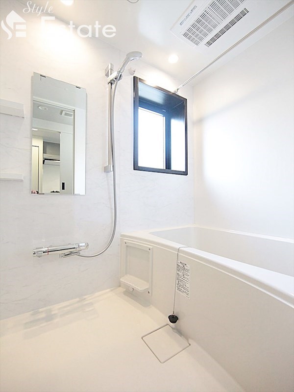 バス・シャワールーム　バスルーム