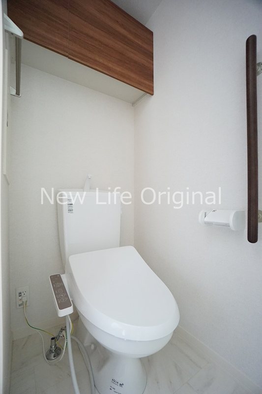 トイレ　毎日使うものだから、人に優しく清潔な温水洗浄機能付きトイレ☆