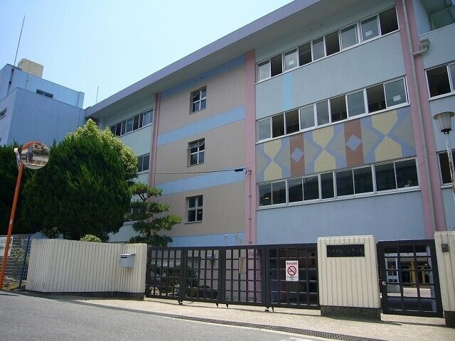 中学校　池田市立渋谷中学校（中学校）まで1002m