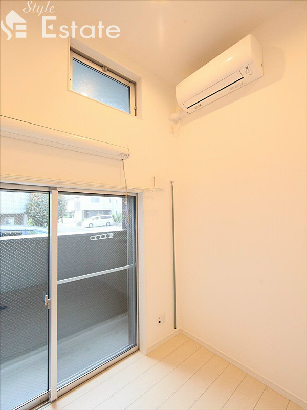 その他設備　洋室　エアコン付