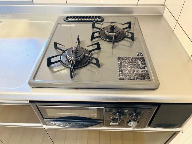 キッチン　２口コンロ
