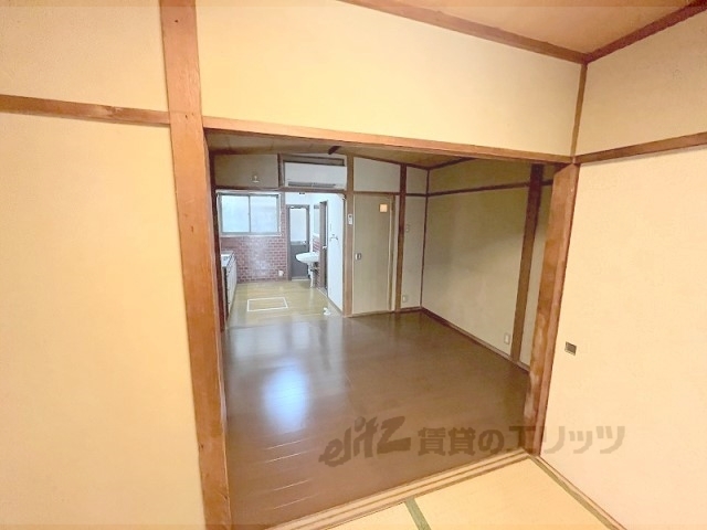 居室・リビング　リビング