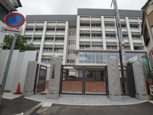 中学校　筒井台中学校（中学校）まで376m