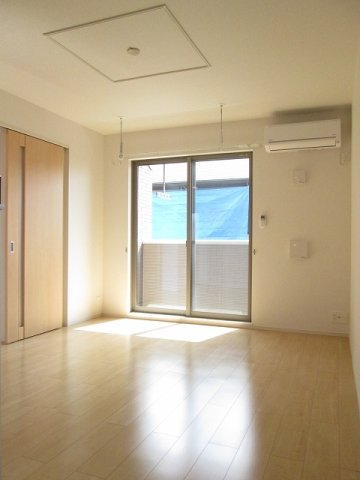 居室・リビング　おしゃれな居間です