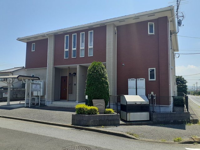 建物外観　落ち着いた雰囲気の外観です