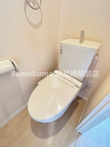 トイレ　落ち着いたトイレです