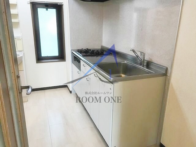 キッチン　キッチンです。