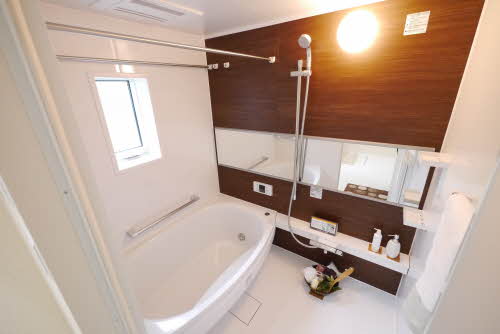 バス・シャワールーム