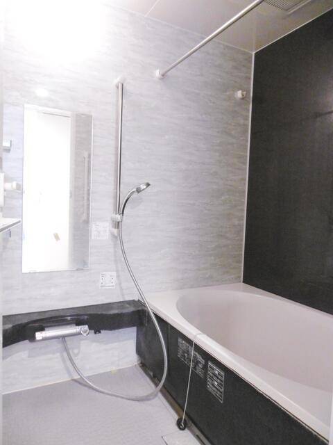 洗面設備　追焚機能付きです