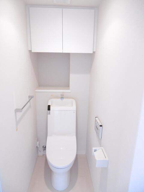 バルコニー　浴室乾燥機完備