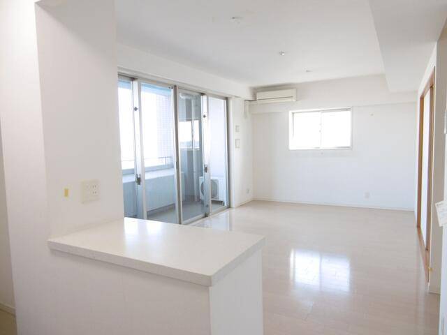 居室・リビング　温水洗浄便座完備