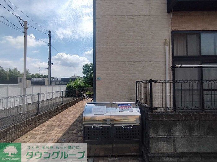 その他　床材や設備は号室によって異なります。