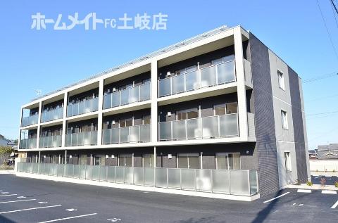 建物外観　外観写真（昼）