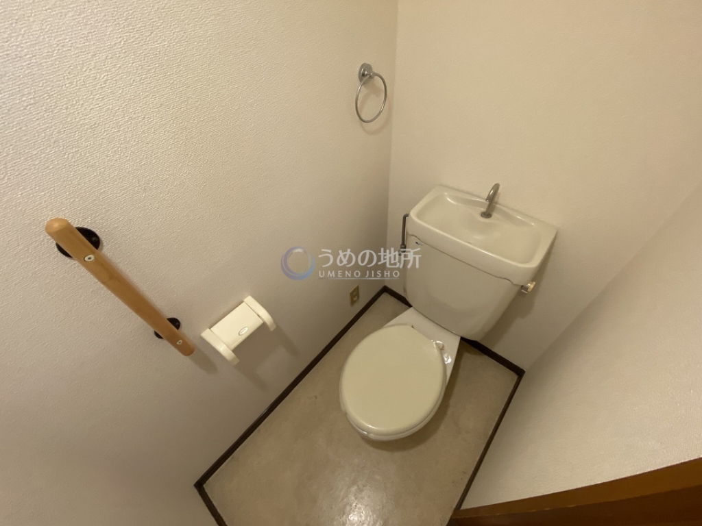 トイレ　トイレ