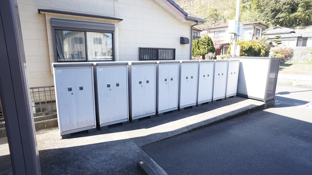 その他共有部分　駐車場に鍵付き倉庫