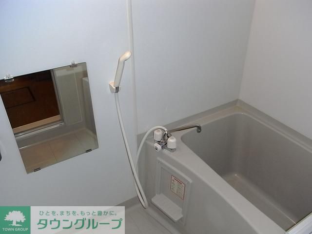 バス・シャワールーム　きれいな浴室