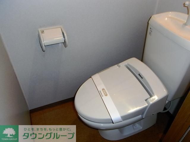 トイレ　ウォシュレット付