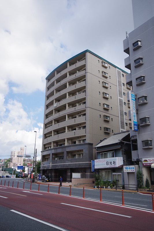 建物外観　オートロック＆防犯カメラ付でセキュリティ面が気になるという方