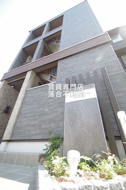 建物外観　2025年7月築。築浅♪
