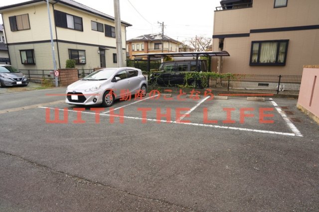 駐車場　カースペースがあります
