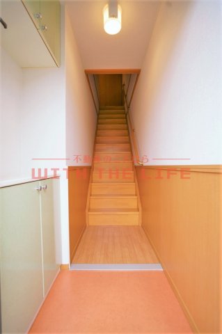 玄関　落ち着いた玄関です