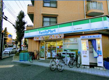 コンビニ　ファミリーマート 狛江東和泉店（コンビニ）まで508m