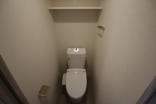 トイレ　別室の参考写真です。※現況優先