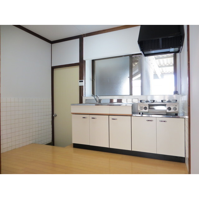 キッチン　※入居中のため、前回募集時の写真です。