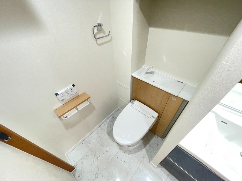 トイレ　快適に使用できる、清潔感にこだわったトイレです。