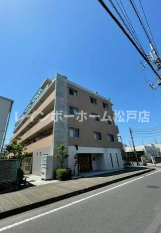 建物外観　建物外観を気になさる方へ、見た目の良い物件です