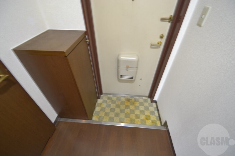 玄関　同タイプ別部屋の写真