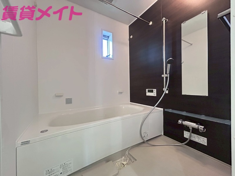 バス・シャワールーム　同型参考写真