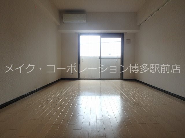 その他部屋・スペース　同物件、別部屋の写真です。