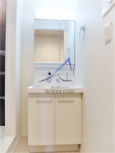 洗面設備　洗面台です。
