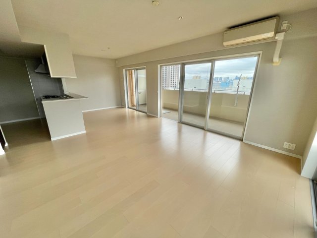 居室・リビング　＊居住中のため別部屋参照