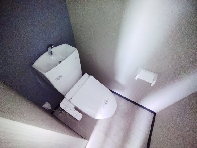 トイレ　清潔感のあるトイレです