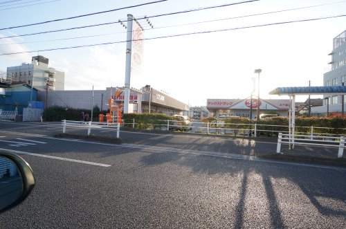 ドラックストア　ヤックスドラッグ 本千葉店（ドラッグストア）まで558m