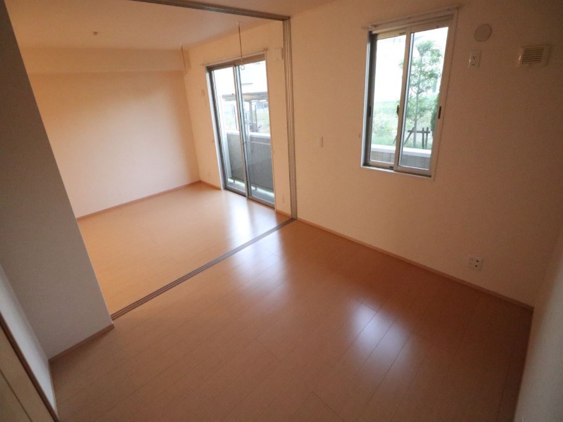 その他　明るいお部屋です