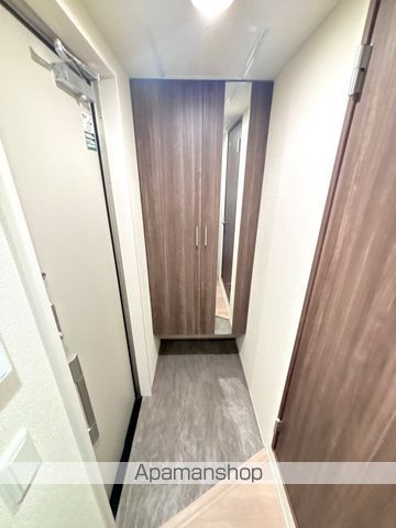 ＪＲ東海道本線 浜松駅 バス乗車時間：26分 最寄りバス停で下車 徒歩14分 3階建 築1年の玄関写真