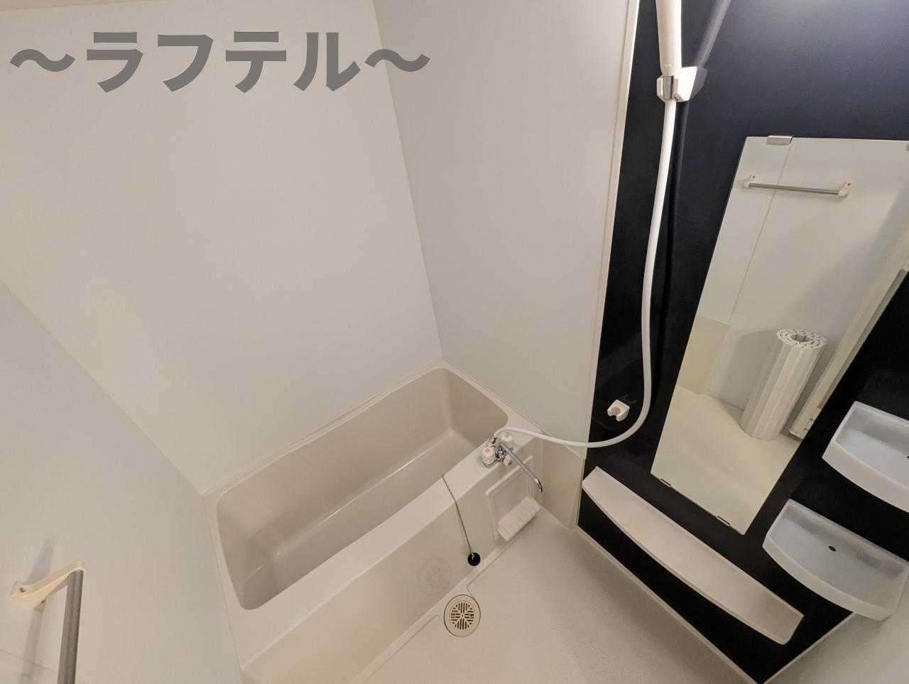 バス・シャワールーム　別部屋イメージ写真