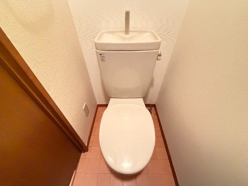 トイレ　別号室