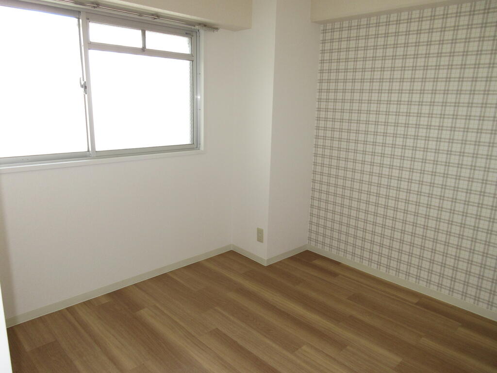 その他　（同タイプの別のお部屋です）