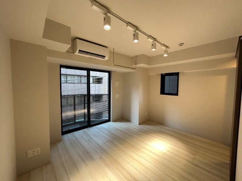 居室・リビング　写真は同タイプ住居です。