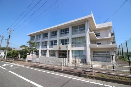 中学校　池上中学校（中学校）まで650m