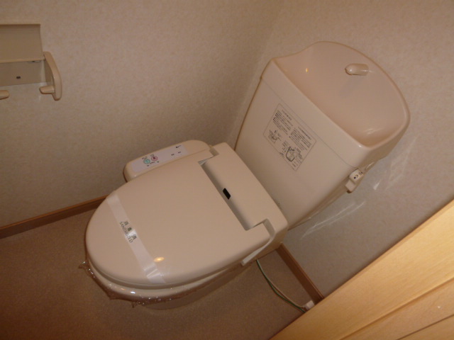 トイレ　シャワー付きトイレ