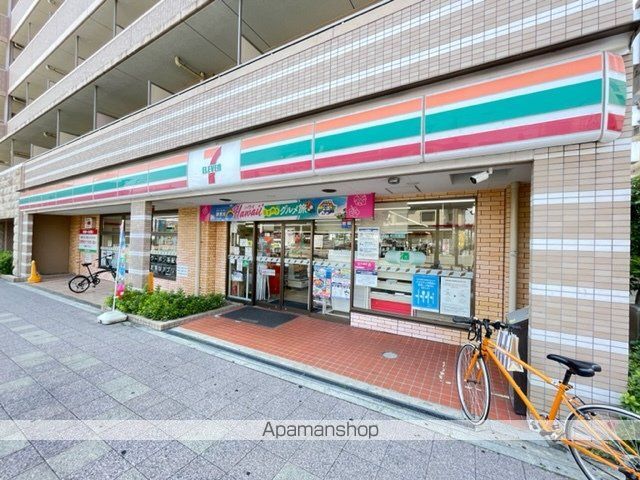 コンビニ　セブン－イレブンＪＲ塚口駅前店（コンビニ）まで7m