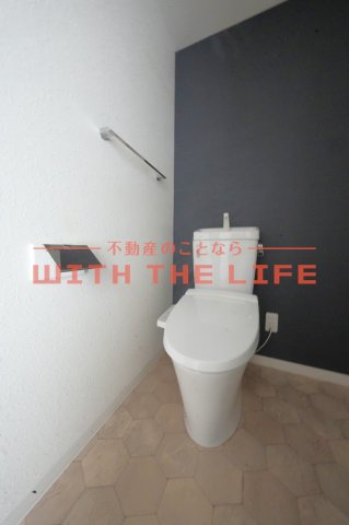 トイレ　落ち着いたトイレです