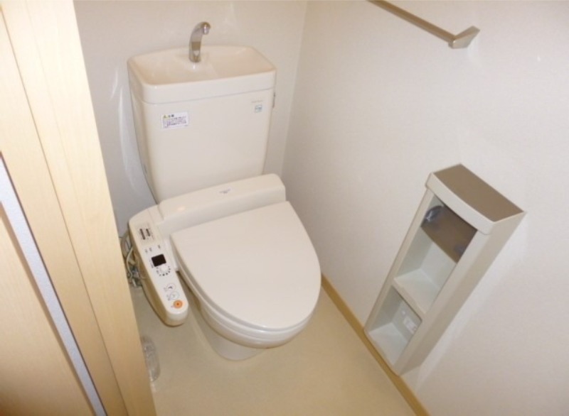 トイレ　図面と現状に相違がある場合には現状を優先