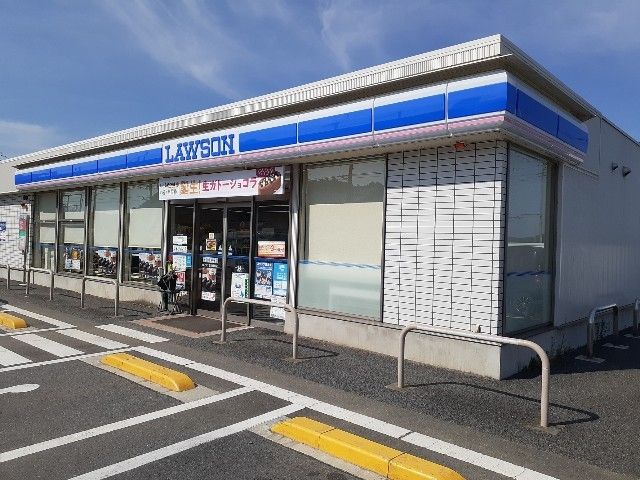 コンビニ　ローソン吉井長根店（コンビニ）まで800m